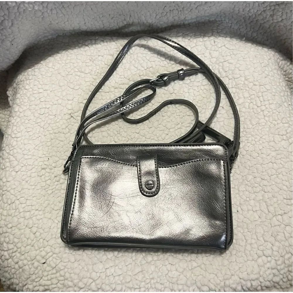 Crossbody   